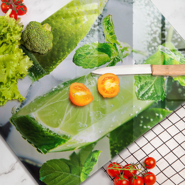 De vidrio templado Agua con lima y hielo