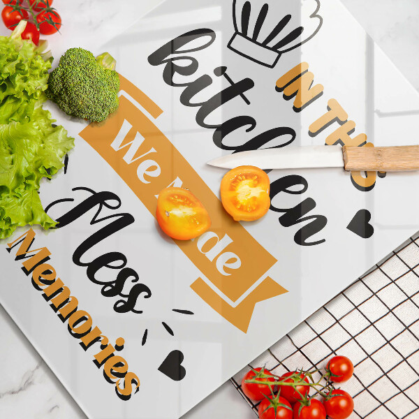 De vidrio templado In this kitchen we made mess and memories