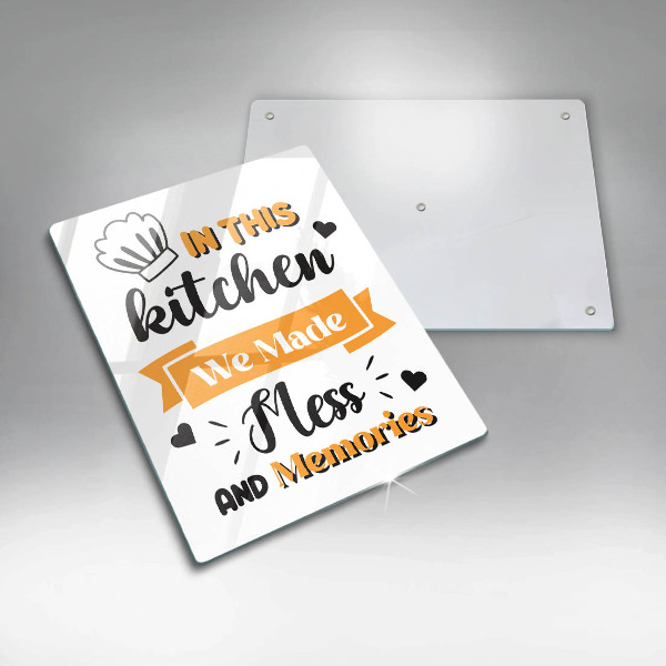 De vidrio templado In this kitchen we made mess and memories