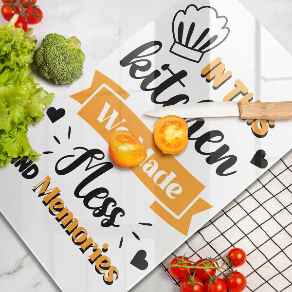 De vidrio templado In this kitchen we made mess and memories