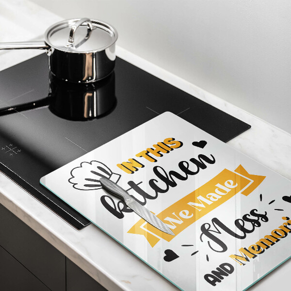 De vidrio templado In this kitchen we made mess and memories