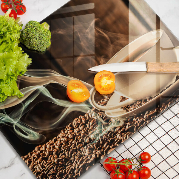 Tabla de cortar de vidrio Taza y granos de café