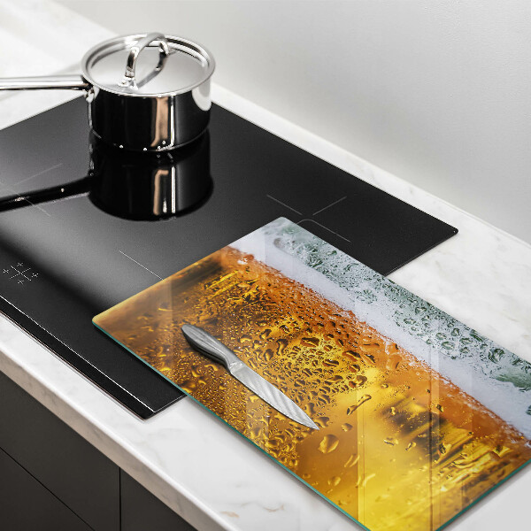 Tabla de cortar de vidrio Vaso de cerveza mojado