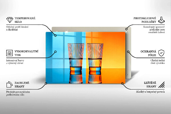 Tabla de cortar de vidrio Dos vasos de agua