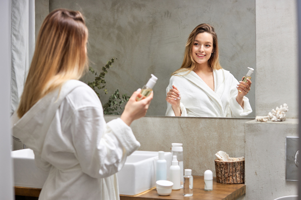 Espejo rectangular decorativo sin marco 70x50 cm