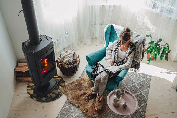 Redonda placa de vidrio para chimenea Geometría con madera