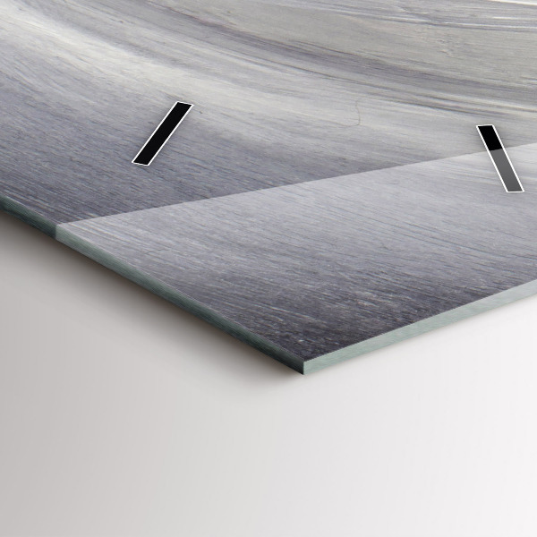 Reloj vertical Cuervo a la luz de la luna - espejomat.es