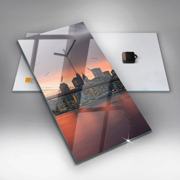 Reloj vertical East River de Nueva York - espejomat.es