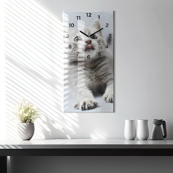 Reloj de cristal vertical Gato en el sofá - espejomat.es
