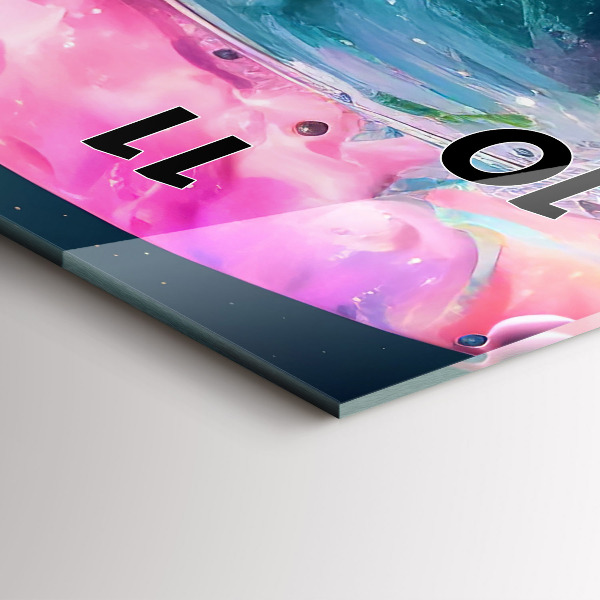 Reloj vertical Cosmonauta nubes de colores - espejomat.es