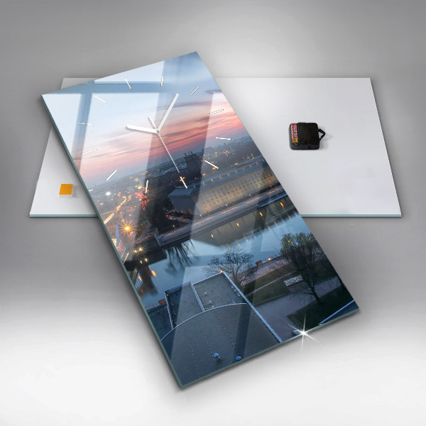 Reloj de vidrio vertical Wroclaw desde un dron - espejomat.es