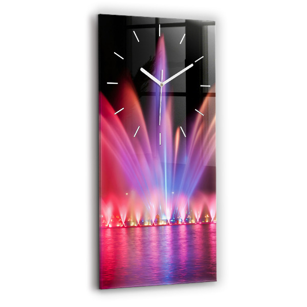 Reloj de vidrio vertical Fuente de Wrocław por la noche - espejomat.es