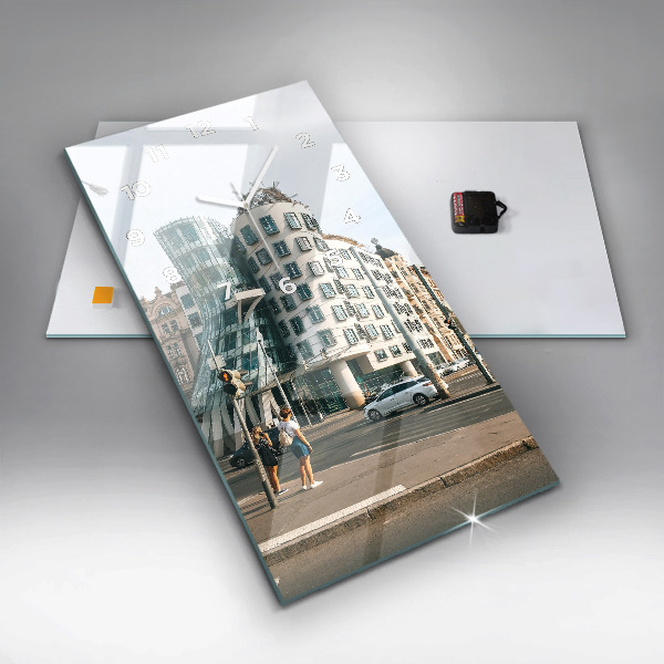 Reloj de cristal vertical Casa danzante Praga - espejomat.es