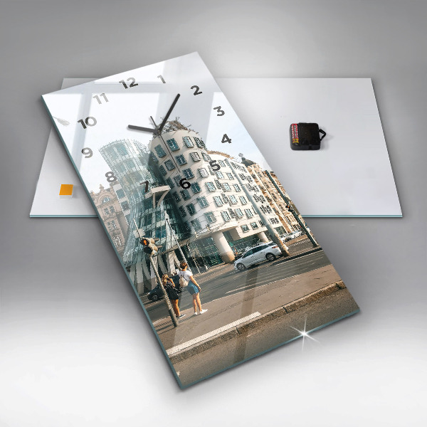 Reloj de cristal vertical Casa danzante Praga - espejomat.es