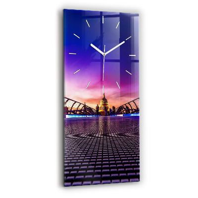 Reloj vertical Catedral de San Pablo - espejomat.es