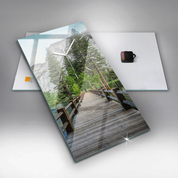 Reloj de vidrio vertical Puente de madera en Yosemite - espejomat.es