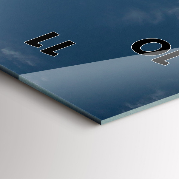 Reloj de vidrio vertical Persona sobre esquís acuáticos - espejomat.es