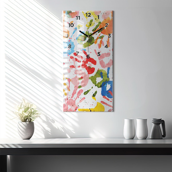 Reloj vertical Huellas de manos de niños - espejomat.es