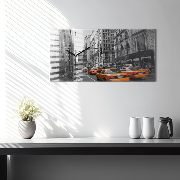 Reloj horizontal Manhattan y taxis