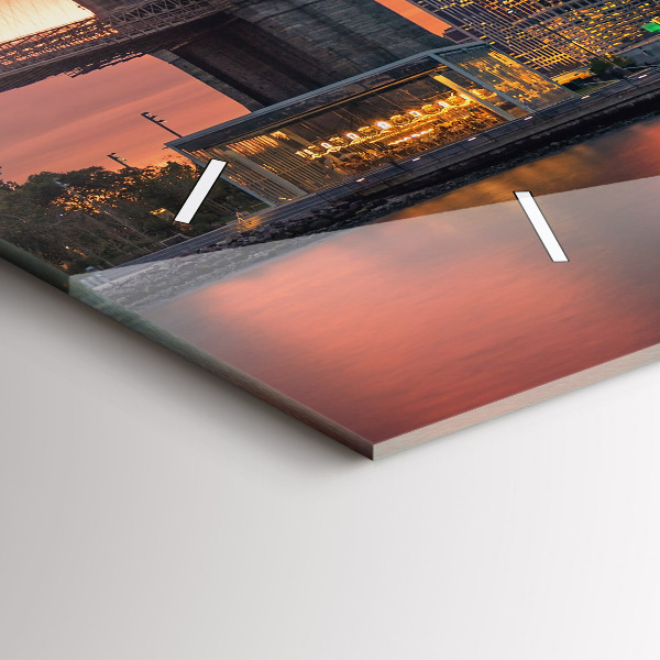 Reloj horizontal East River de Nueva York