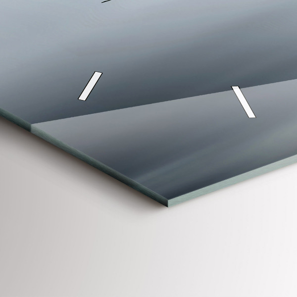 Reloj de cristal horizontal Avión militar en vuelo