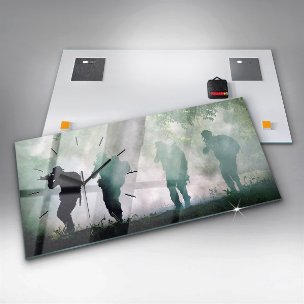 Reloj de cristal horizontal Soldados en un bosque