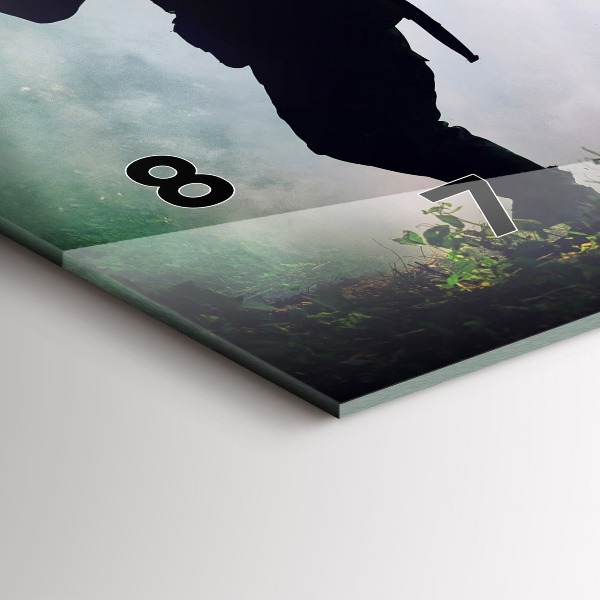 Reloj de cristal horizontal Soldados en un bosque