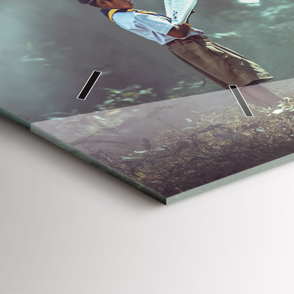 Reloj horizontal Niño leyendo un libro