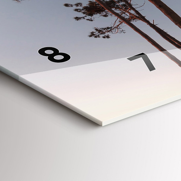 Reloj horizontal Media luna y árboles