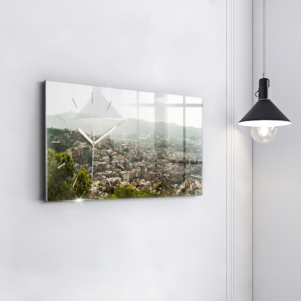 Reloj horizontal Vista de Montjuic en Barcelona