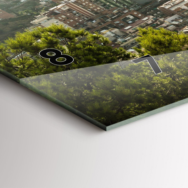 Reloj horizontal Vista de Montjuic en Barcelona