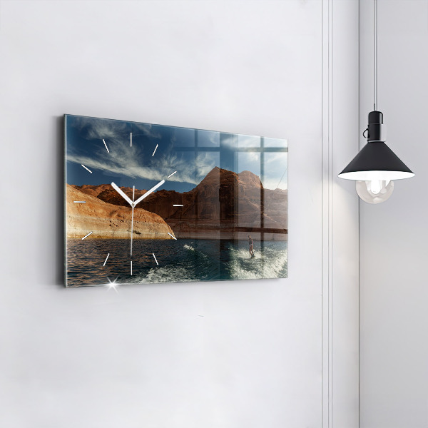 Reloj de cristal horizontal Persona sobre esquís acuáticos