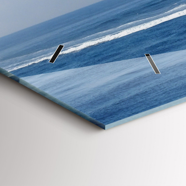 Reloj horizontal Barco flotante en el océano