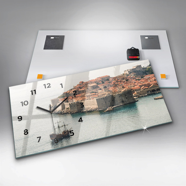 Reloj horizontal Velero en Dubrovnik