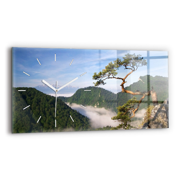 Reloj de cristal horizontal Pico Sokolica en las montañas Pieniny
