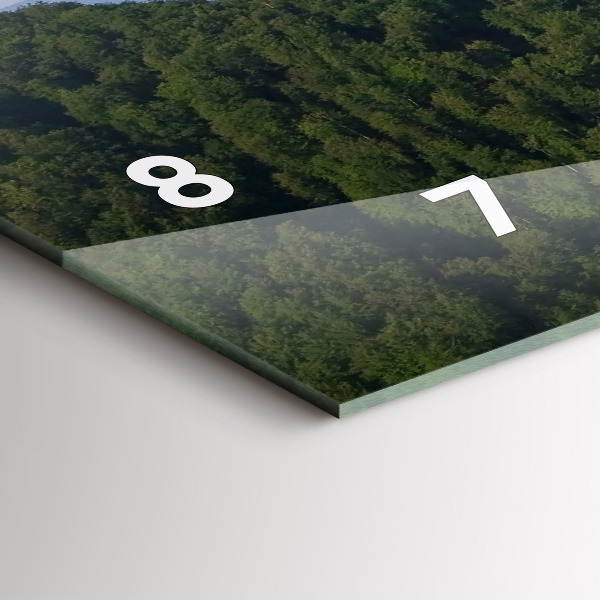 Reloj de cristal horizontal Pico Sokolica en las montañas Pieniny