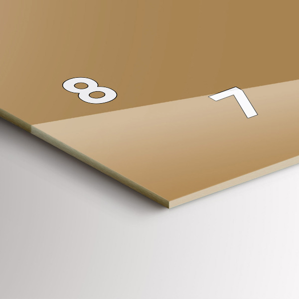 Reloj horizontal Color beige oscuro