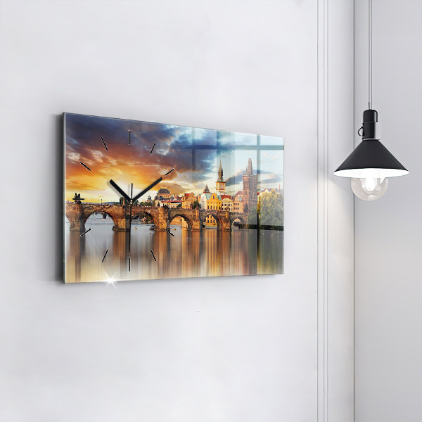 Reloj de cristal horizontal Panorama sobre un río