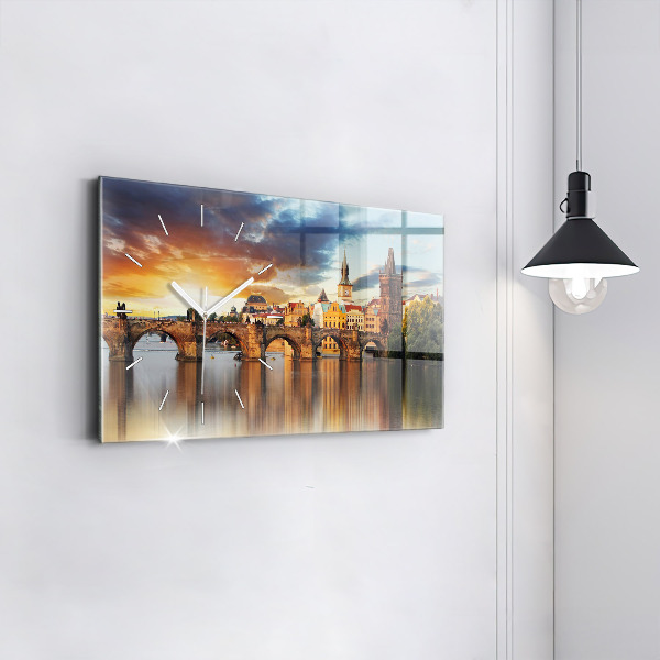 Reloj de cristal horizontal Panorama sobre un río