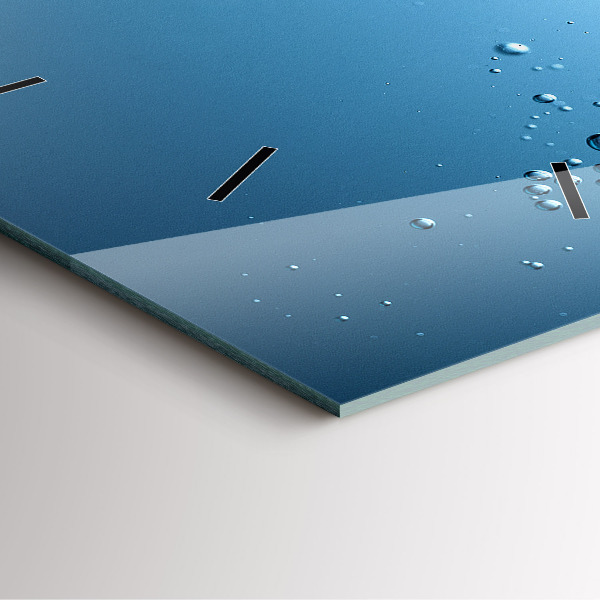 Reloj cuadrado Primer plano de agua