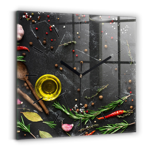 Reloj cuadrado Especias sobre la mesa