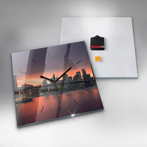 Reloj de pared cuadrado East River de Nueva York