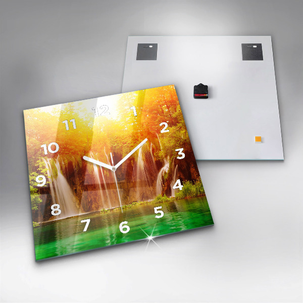 Reloj cuadrado Vista de una cascada