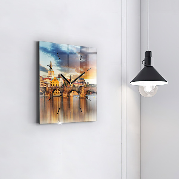 Reloj de pared cuadrado Panorama sobre un río