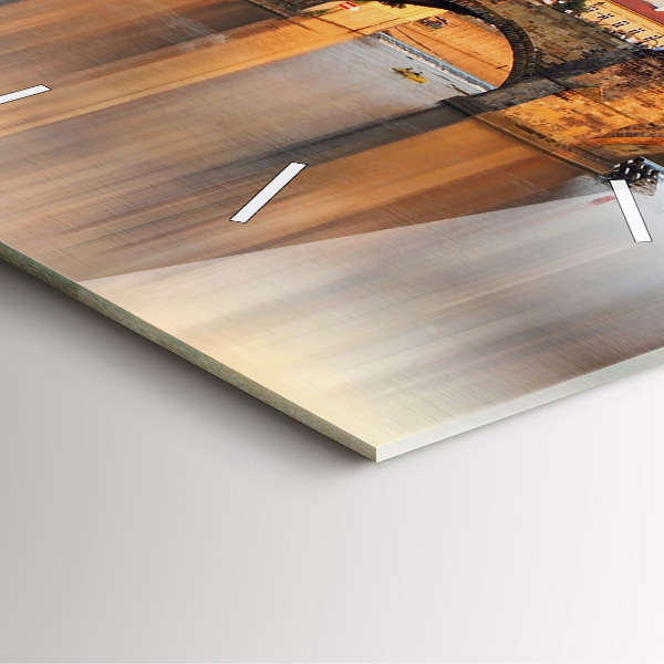 Reloj de pared cuadrado Panorama sobre un río