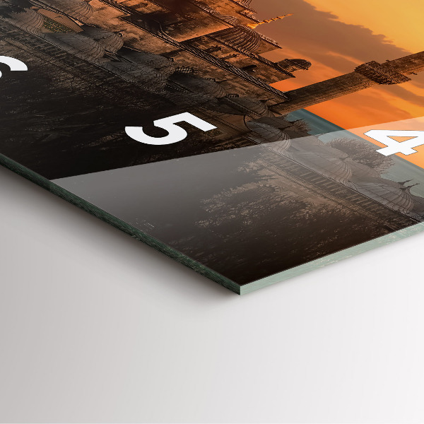 Reloj cuadrado Mezquita de Estambul