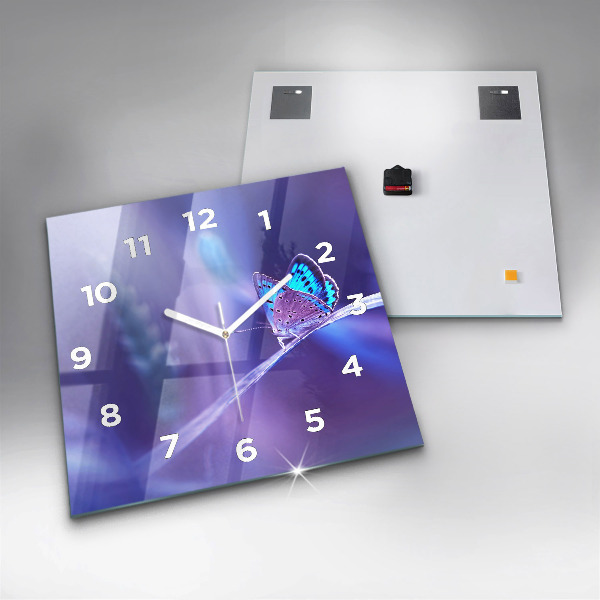 Reloj de pared cuadrado Mariposa sobre hierba