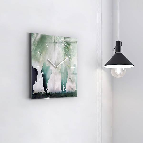 Reloj de pared cuadrado Soldados en un bosque