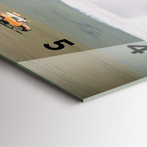 Reloj de pared cuadrado Vehículo en el desierto de Kamchatka