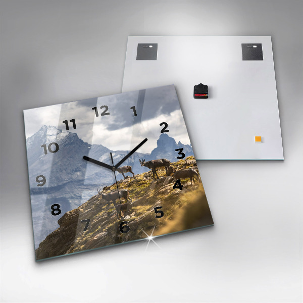 Reloj cuadrado Cabra en el Valle de Aosta